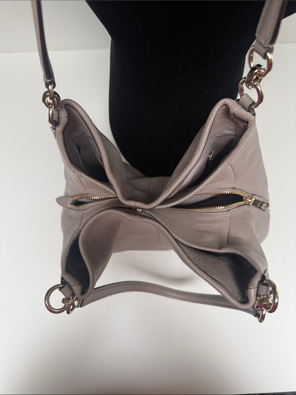 Coach Madison Phoebe Hobo Shoulder Bag, Style F35723 - Picture 4 of 9